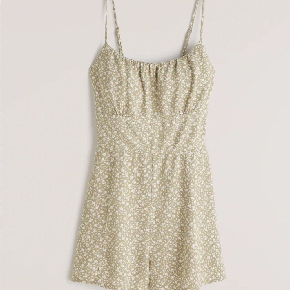 Abercrombie green floral romper